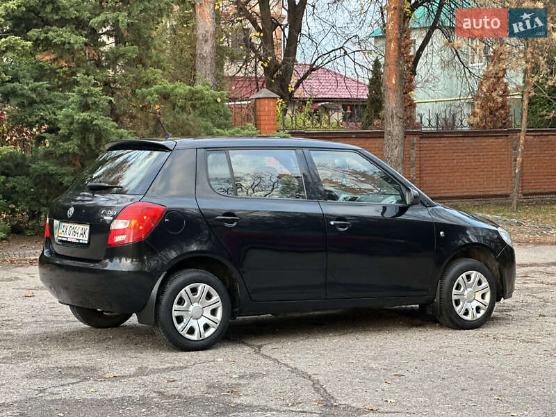 Хэтчбек Skoda Fabia 2007 в Харькове