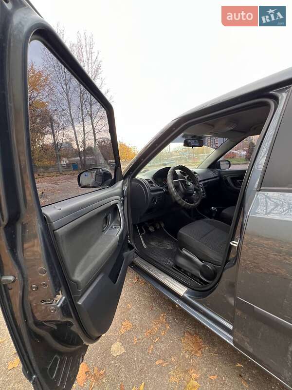 Хетчбек Skoda Fabia 2010 в Тернополі