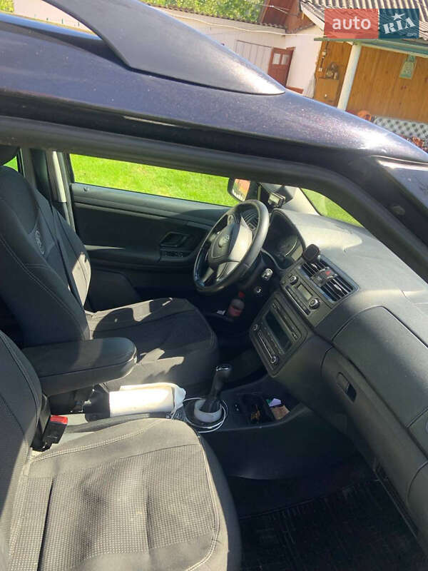 Універсал Skoda Fabia 2011 в Чернівцях фото 6 Універсал Skoda Fabia 2011 в Чернівцях