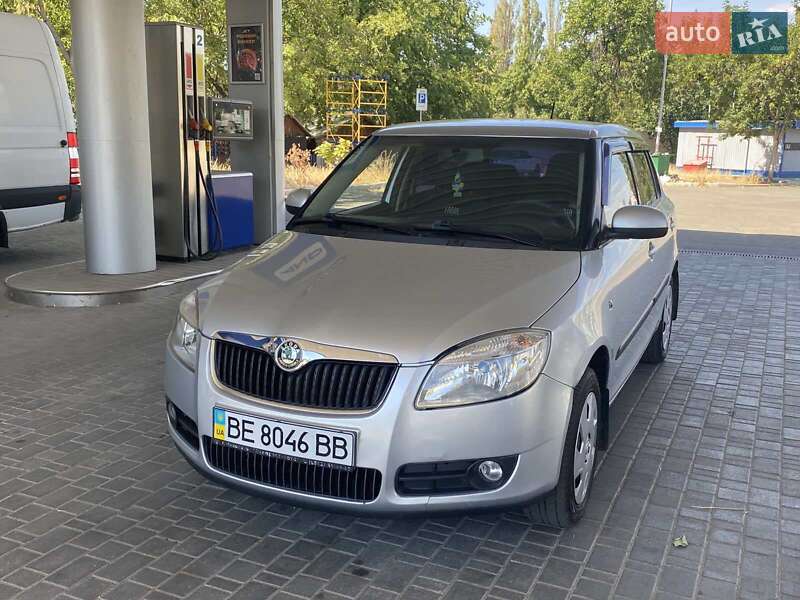 Хэтчбек Skoda Fabia 2008 в Николаеве фото 3 Хэтчбек Skoda Fabia 2008 в Николаеве