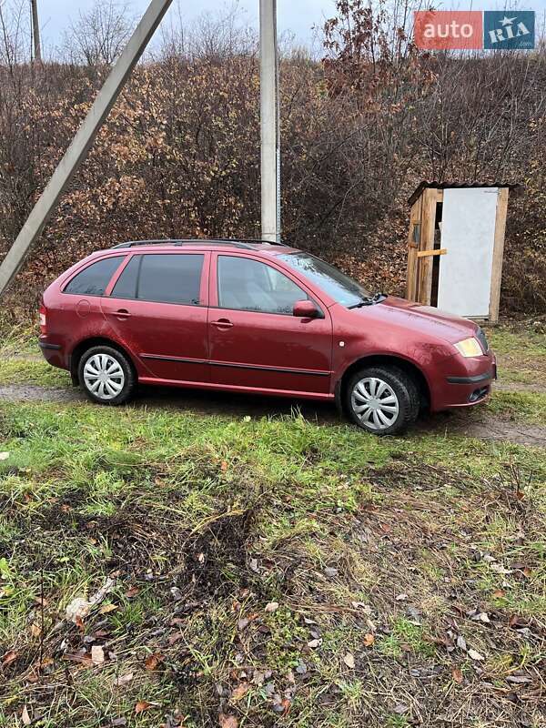 Универсал Skoda Fabia 2007 в Верхнем Синевидном