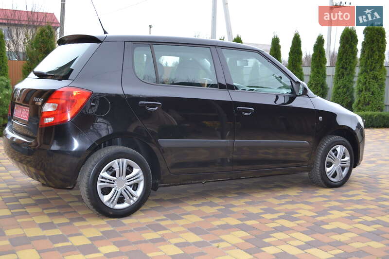 Хэтчбек Skoda Fabia 2008 в Киеве