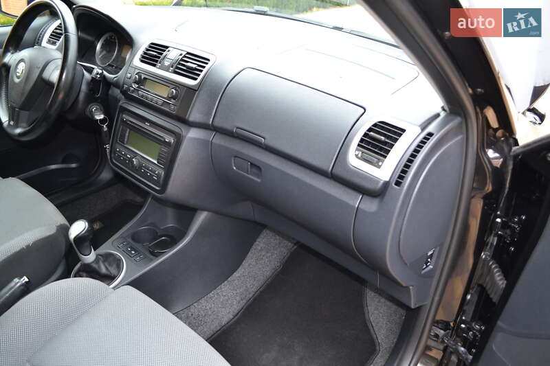 Хэтчбек Skoda Fabia 2008 в Киеве