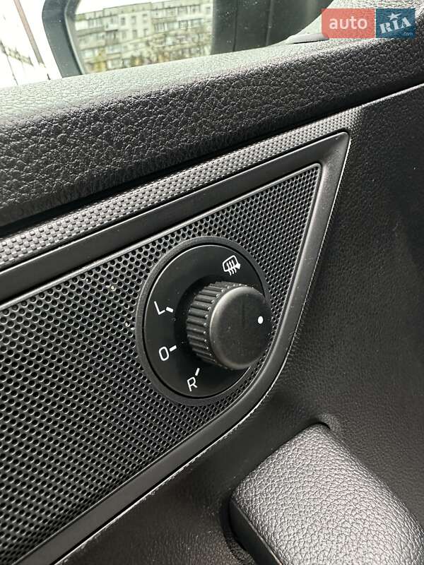 Хэтчбек Skoda Fabia 2019 в Сумах