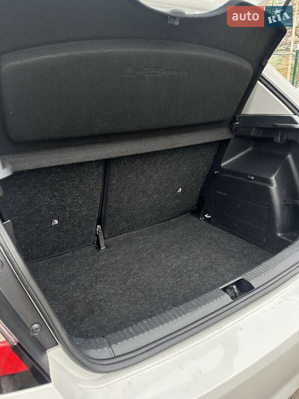 Хэтчбек Skoda Fabia 2019 в Сумах