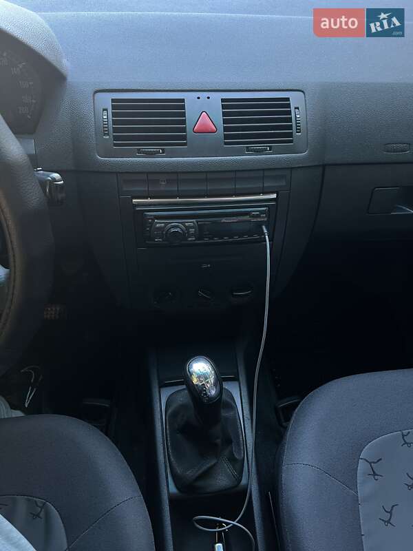 Хетчбек Skoda Fabia 2003 в Переяславі фото 25 Хетчбек Skoda Fabia 2003 в Переяславі