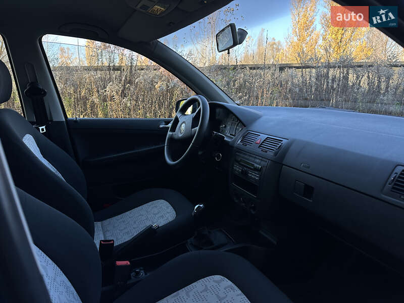 Универсал Skoda Fabia 2004 в Шостке