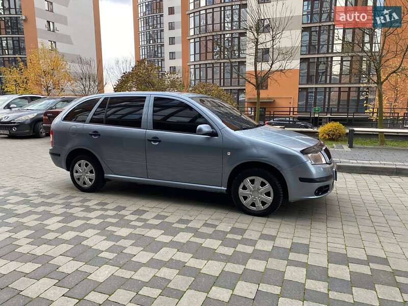 Универсал Skoda Fabia 2005 в Ивано-Франковске