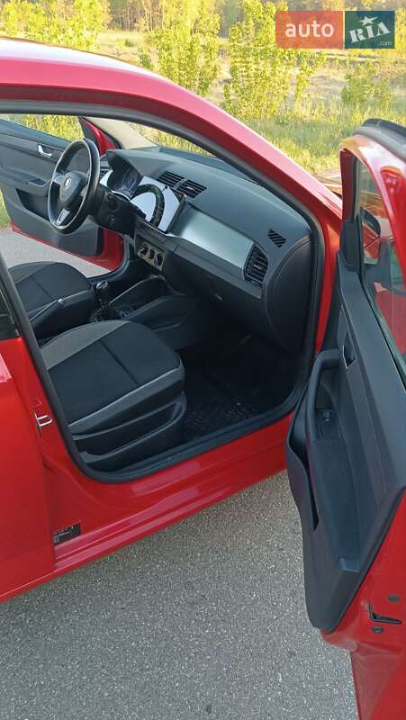 Универсал Skoda Fabia 2015 в Киеве фото 2 Универсал Skoda Fabia 2015 в Киеве