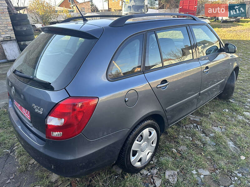 Универсал Skoda Fabia 2009 в Киверцах фото 12 Универсал Skoda Fabia 2009 в Киверцах