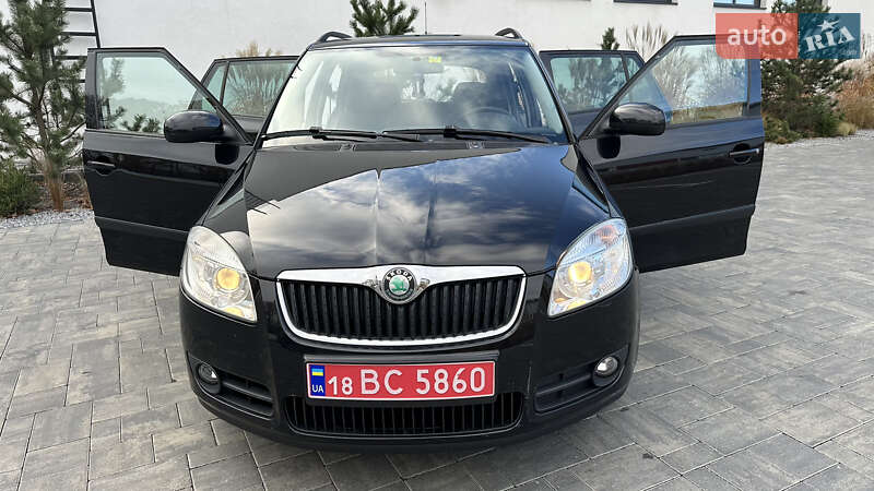 Универсал Skoda Fabia 2009 в Луцке фото 2 Универсал Skoda Fabia 2009 в Луцке