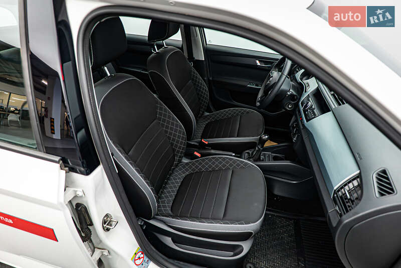 Хэтчбек Skoda Fabia 2018 в Киеве