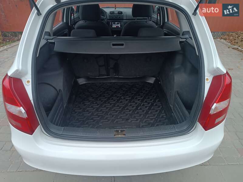 Универсал Skoda Fabia 2013 в Томаковке