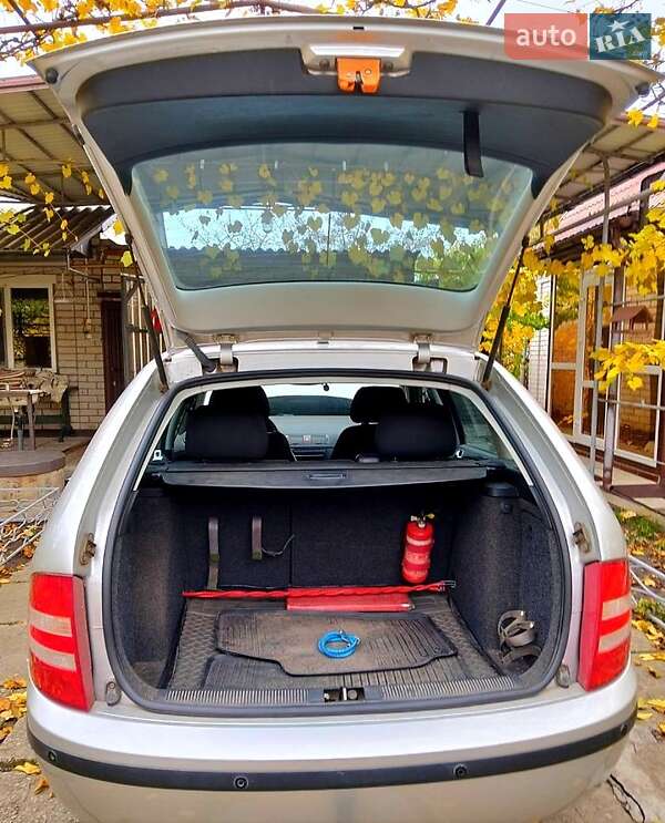 Хэтчбек Skoda Fabia 2007 в Новомосковске