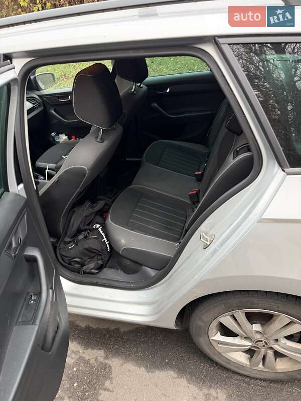 Универсал Skoda Fabia 2021 в Киеве фото 3 Универсал Skoda Fabia 2021 в Киеве