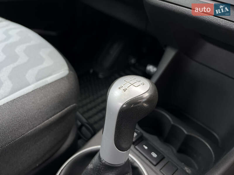 Універсал Skoda Fabia 2008 в Луцьку фото 39 Універсал Skoda Fabia 2008 в Луцьку