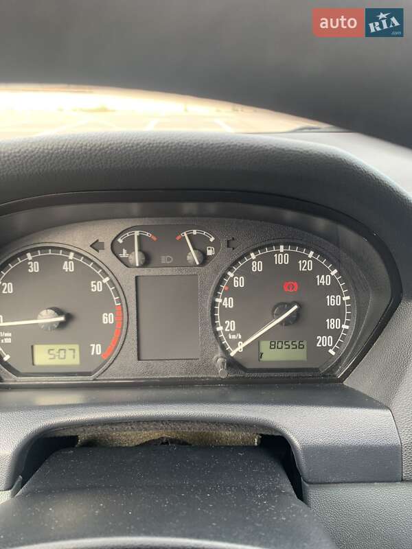 Седан Skoda Fabia 2004 в Киеве фото 10 Седан Skoda Fabia 2004 в Киеве