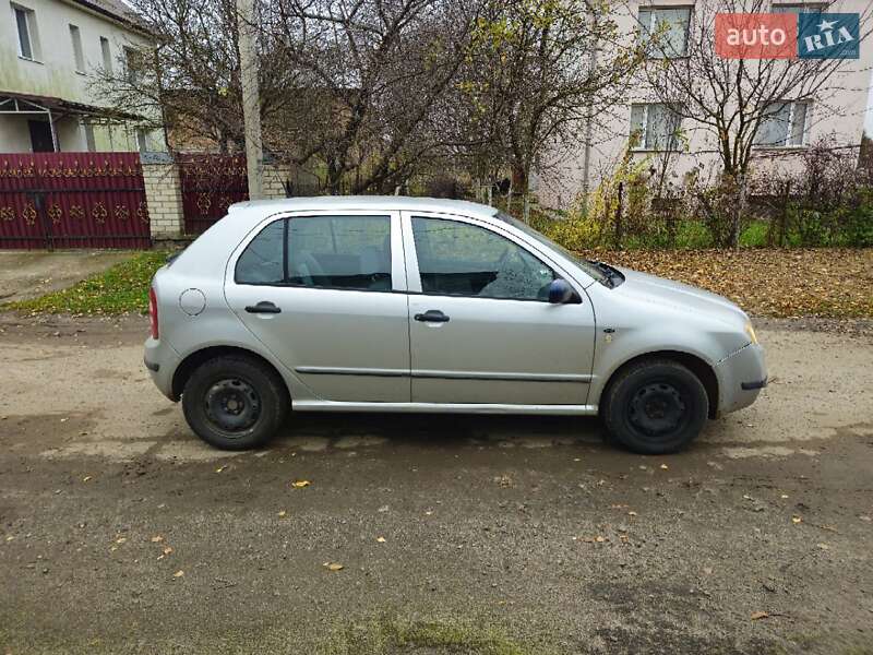 Хетчбек Skoda Fabia 2001 в Рівному