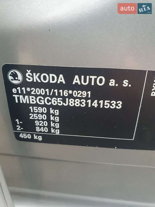 Универсал Skoda Fabia 2008 в Ровно фото 21 Универсал Skoda Fabia 2008 в Ровно