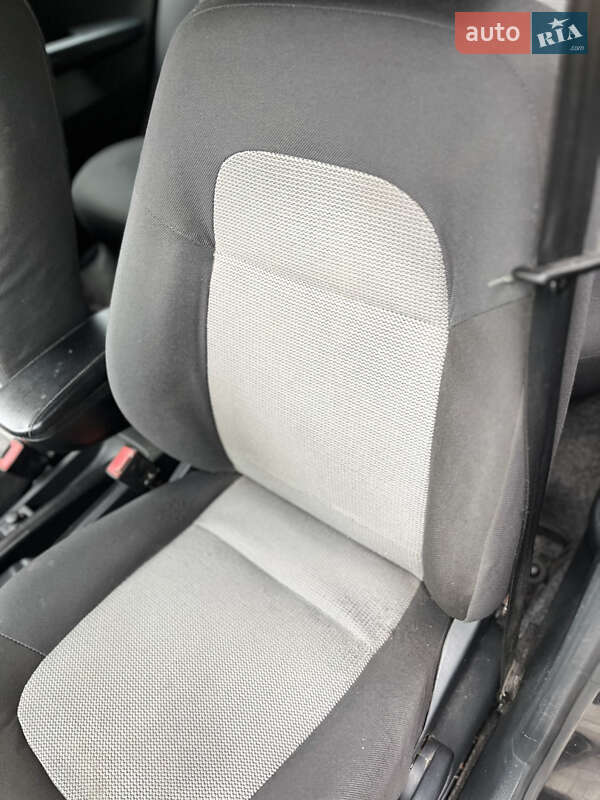 Універсал Skoda Fabia 2004 в Старокостянтинові фото 13 Універсал Skoda Fabia 2004 в Старокостянтинові