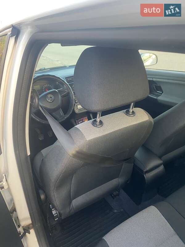 Хэтчбек Skoda Fabia 2014 в Мироновке фото 11 Хэтчбек Skoda Fabia 2014 в Мироновке