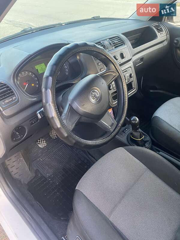 Хэтчбек Skoda Fabia 2014 в Мироновке фото 9 Хэтчбек Skoda Fabia 2014 в Мироновке