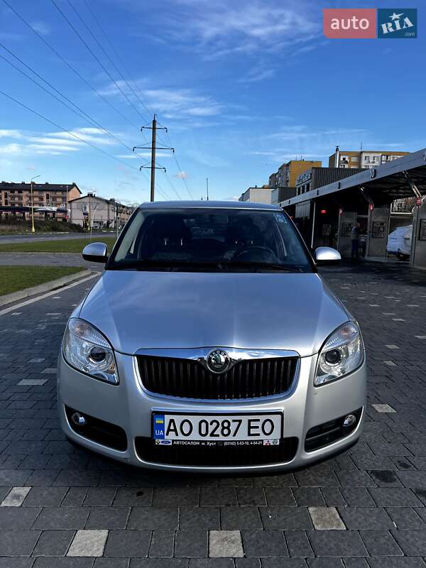 Хэтчбек Skoda Fabia 2008 в Ужгороде