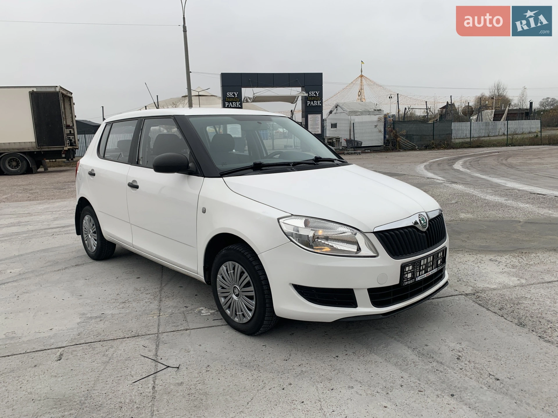 2011 Skoda Fabia - мініатюра 25