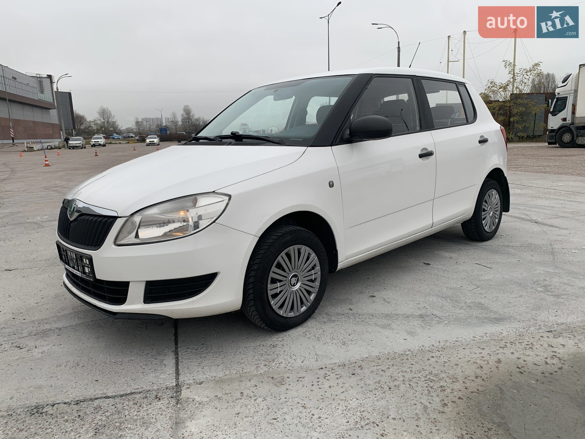 2011 Skoda Fabia - мініатюра 35