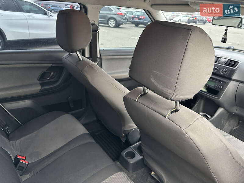 Універсал Skoda Fabia 2014 в Софіївській Борщагівці