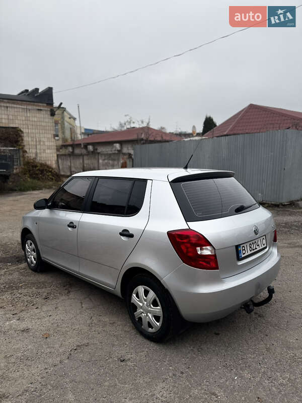 Хэтчбек Skoda Fabia 2011 в Полтаве фото 5 Хэтчбек Skoda Fabia 2011 в Полтаве