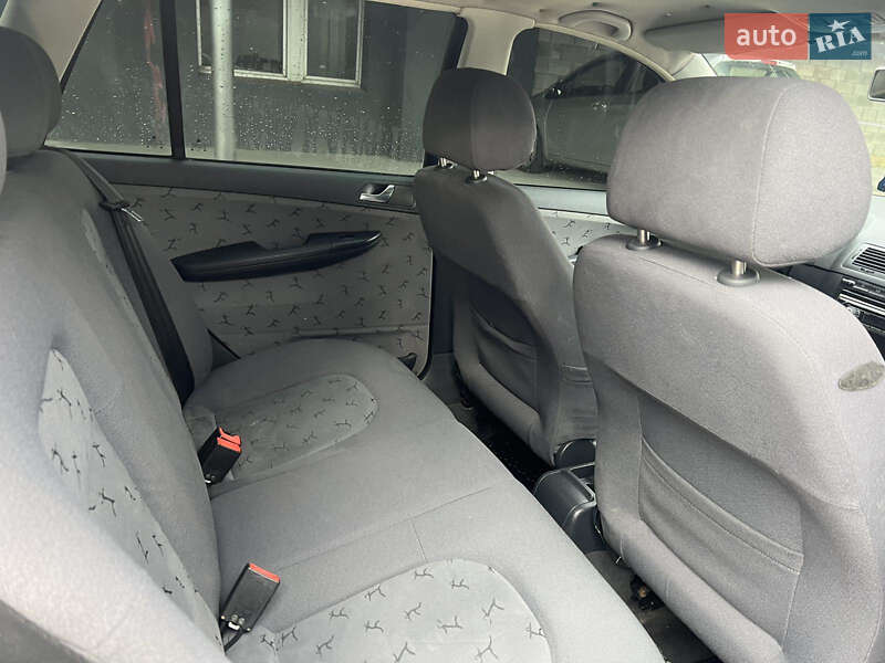 Универсал Skoda Fabia 2001 в Кременце фото 9 Универсал Skoda Fabia 2001 в Кременце