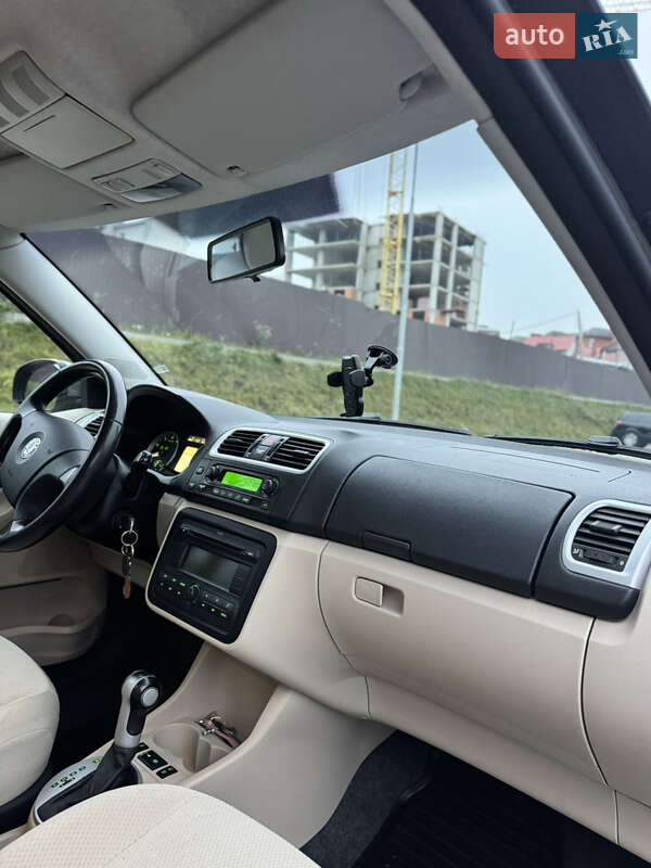 Хэтчбек Skoda Fabia 2008 в Тернополе