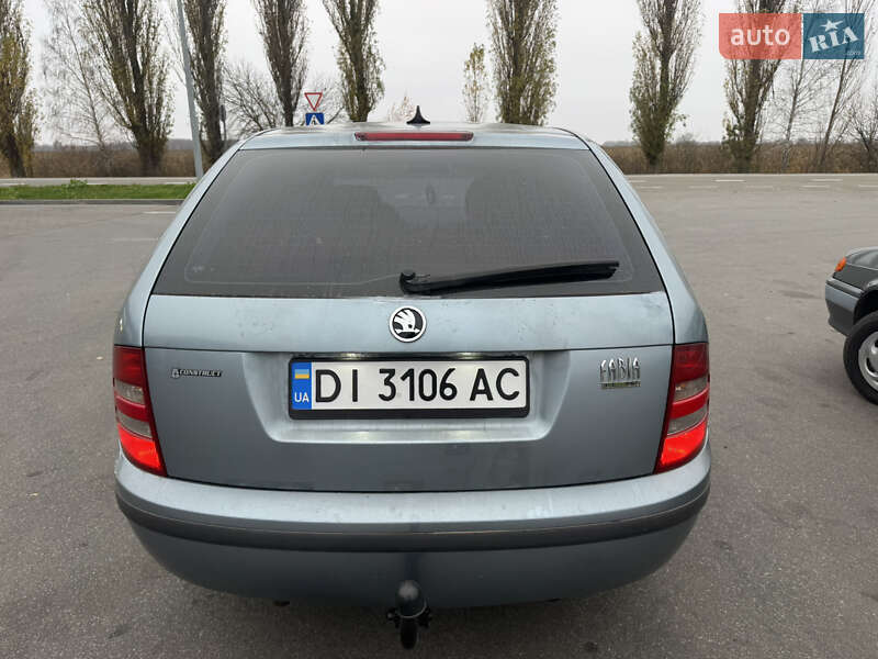 Универсал Skoda Fabia 2002 в Сумах