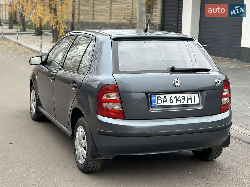 Хетчбек Skoda Fabia 2004 в Кропивницькому