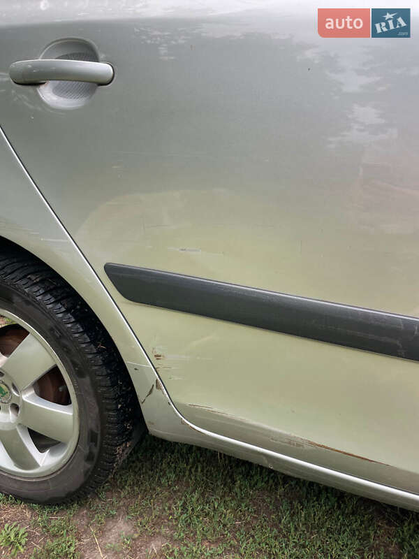 Хетчбек Skoda Fabia 2011 в Ніжині фото 2 Хетчбек Skoda Fabia 2011 в Ніжині