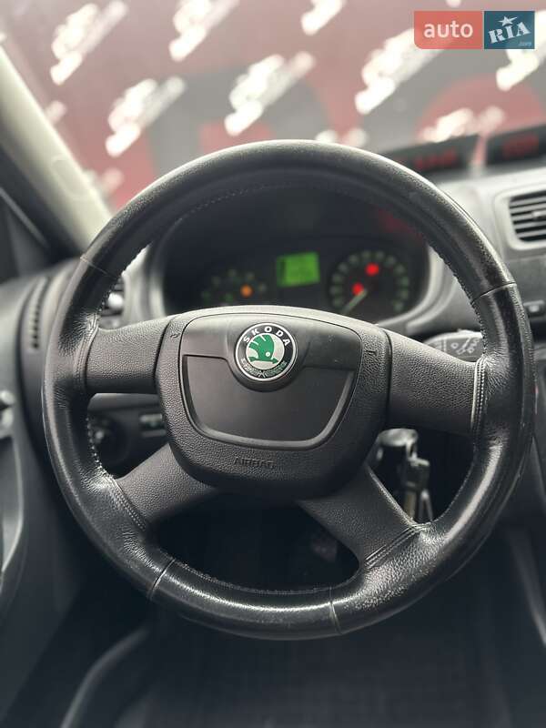 Хетчбек Skoda Fabia 2011 в Сумах фото 24 Хетчбек Skoda Fabia 2011 в Сумах