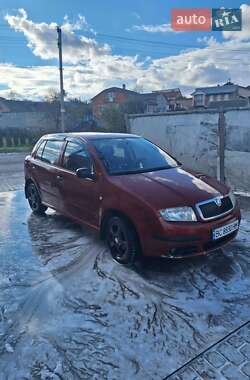 Хетчбек Skoda Fabia 2006 в Жовкві
