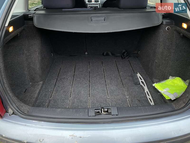 Універсал Skoda Fabia 2003 в Жовкві фото 16 Універсал Skoda Fabia 2003 в Жовкві