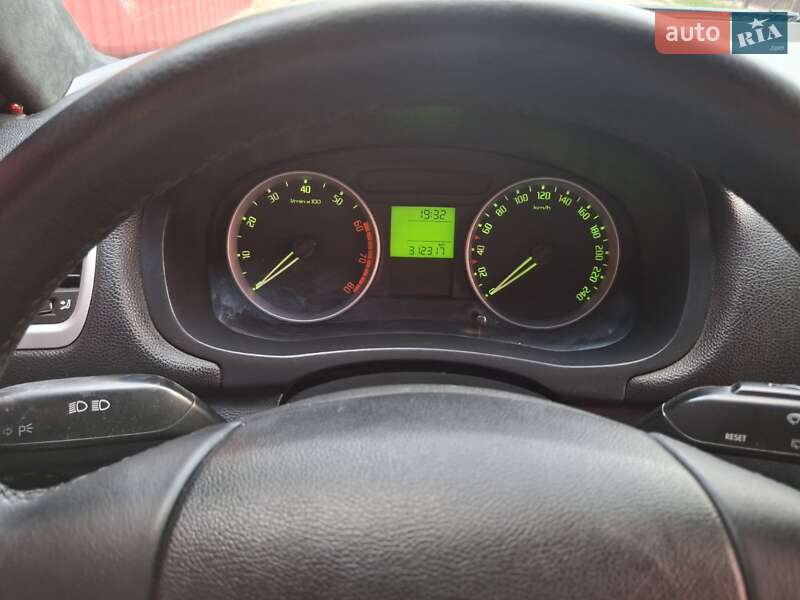 Хэтчбек Skoda Fabia 2008 в Броварах