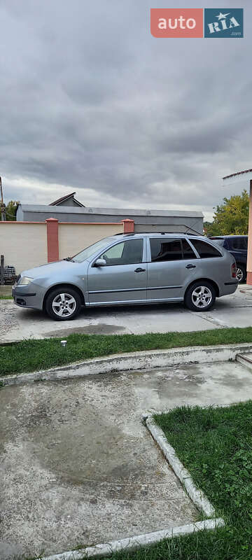 Универсал Skoda Fabia 2006 в Киеве фото 11 Универсал Skoda Fabia 2006 в Киеве