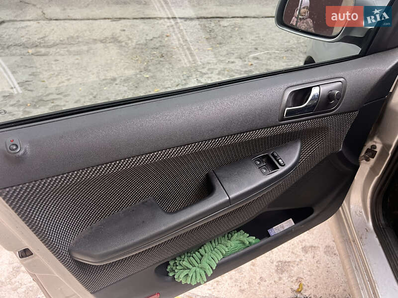 Универсал Skoda Fabia 2005 в Сумах