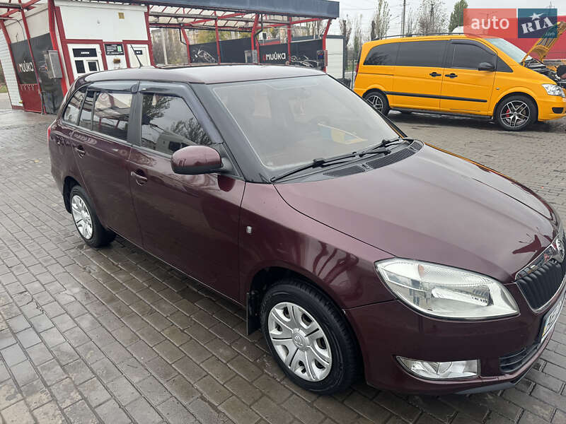 Универсал Skoda Fabia 2013 в Кривом Роге
