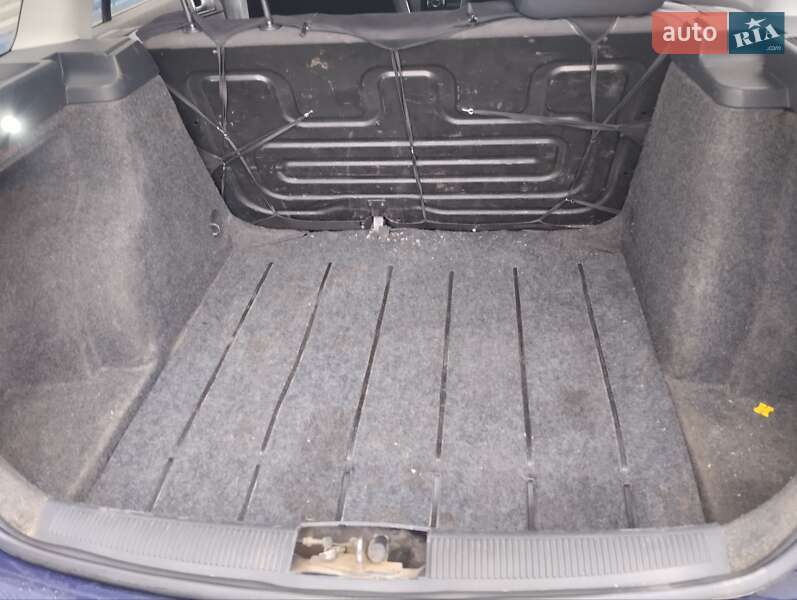 Универсал Skoda Fabia 2002 в Миргороде