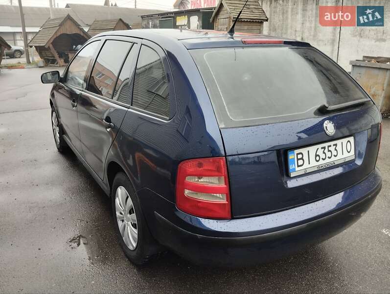 Универсал Skoda Fabia 2002 в Миргороде