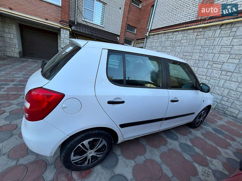 Хэтчбек Skoda Fabia 2009 в Тернополе
