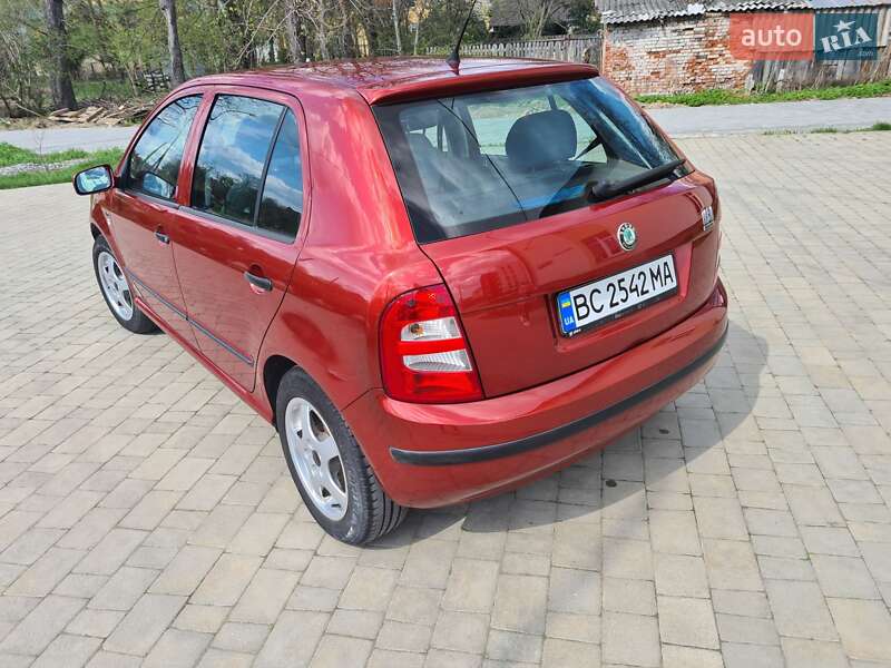 Хэтчбек Skoda Fabia 2001 в Львове
