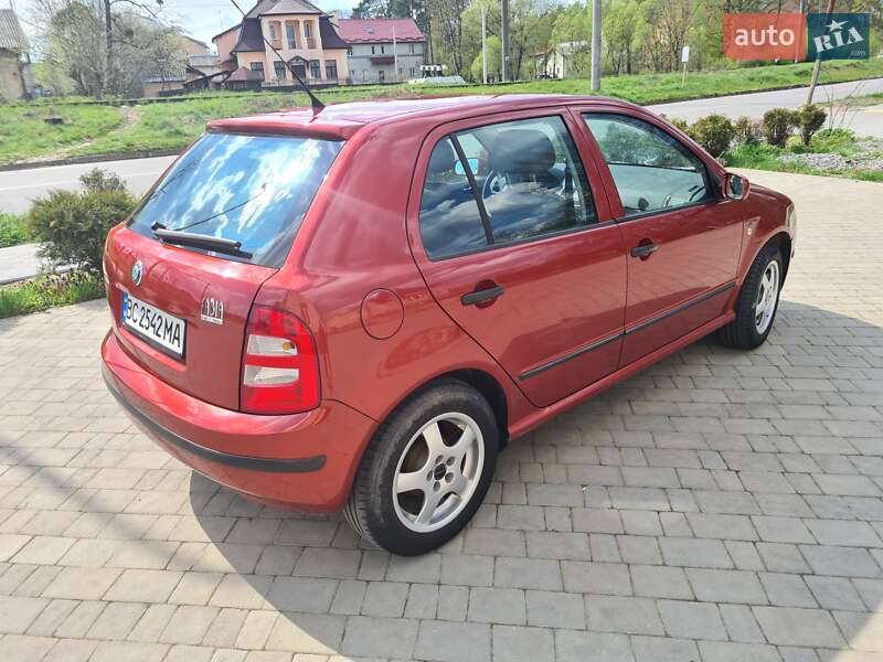 Хэтчбек Skoda Fabia 2001 в Львове