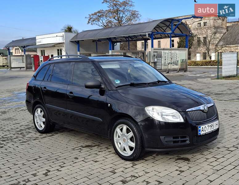 Універсал Skoda Fabia 2010 в Мукачевому