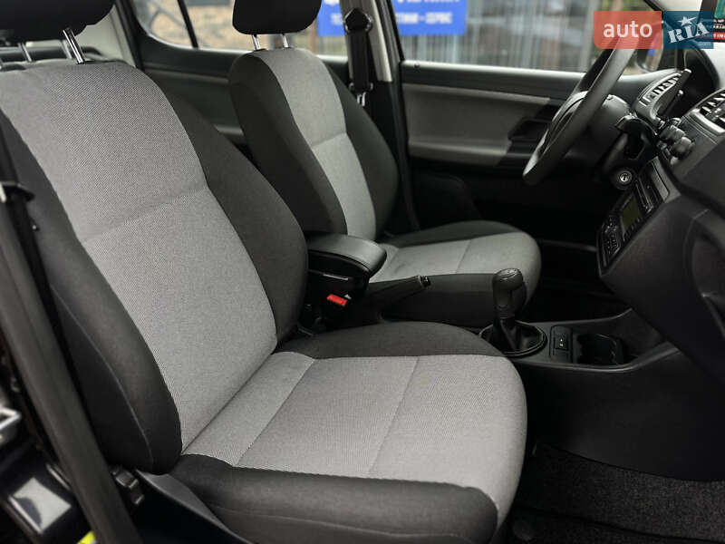 Хэтчбек Skoda Fabia 2009 в Виннице